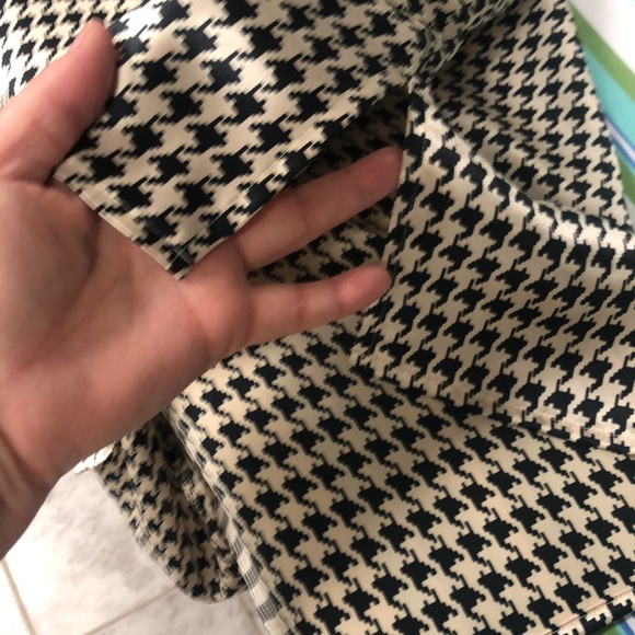 Lindor stunning blouse-Nwot - Picture 7 of 7